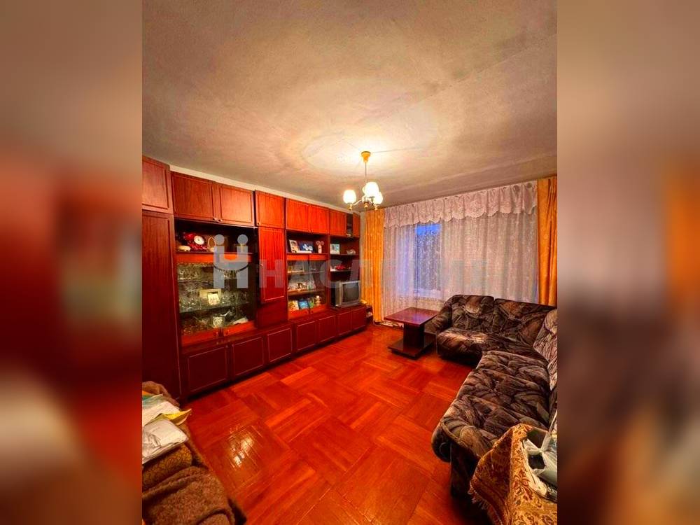 2-комнатная квартира, 47 м2 3/5 этаж, ул. Красная - фото 2