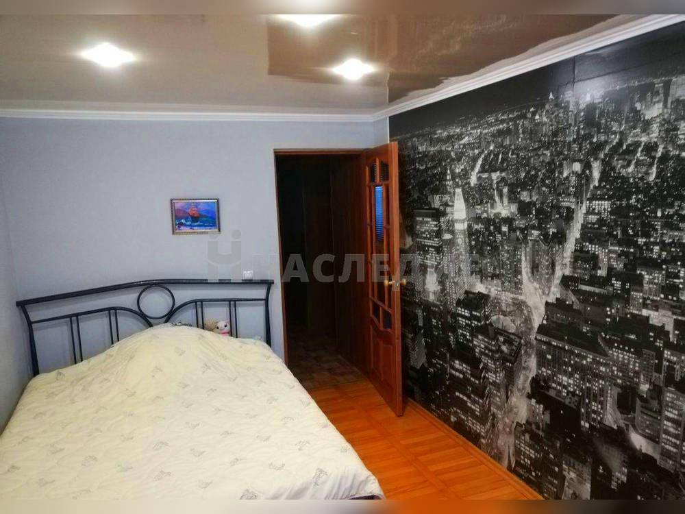 4-комнатная квартира, 85 м2 5/5 этаж, ул. Красная - фото 1